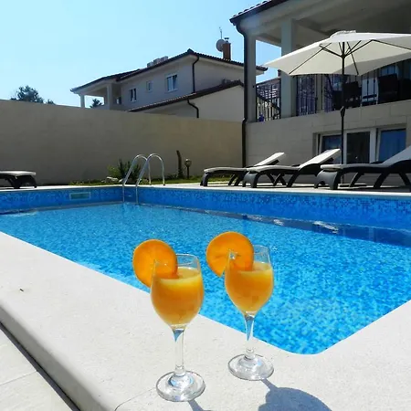 Amber Yourcroatiaholiday Вилла