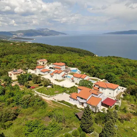 Amber Yourcroatiaholiday * Drenje (Istria)